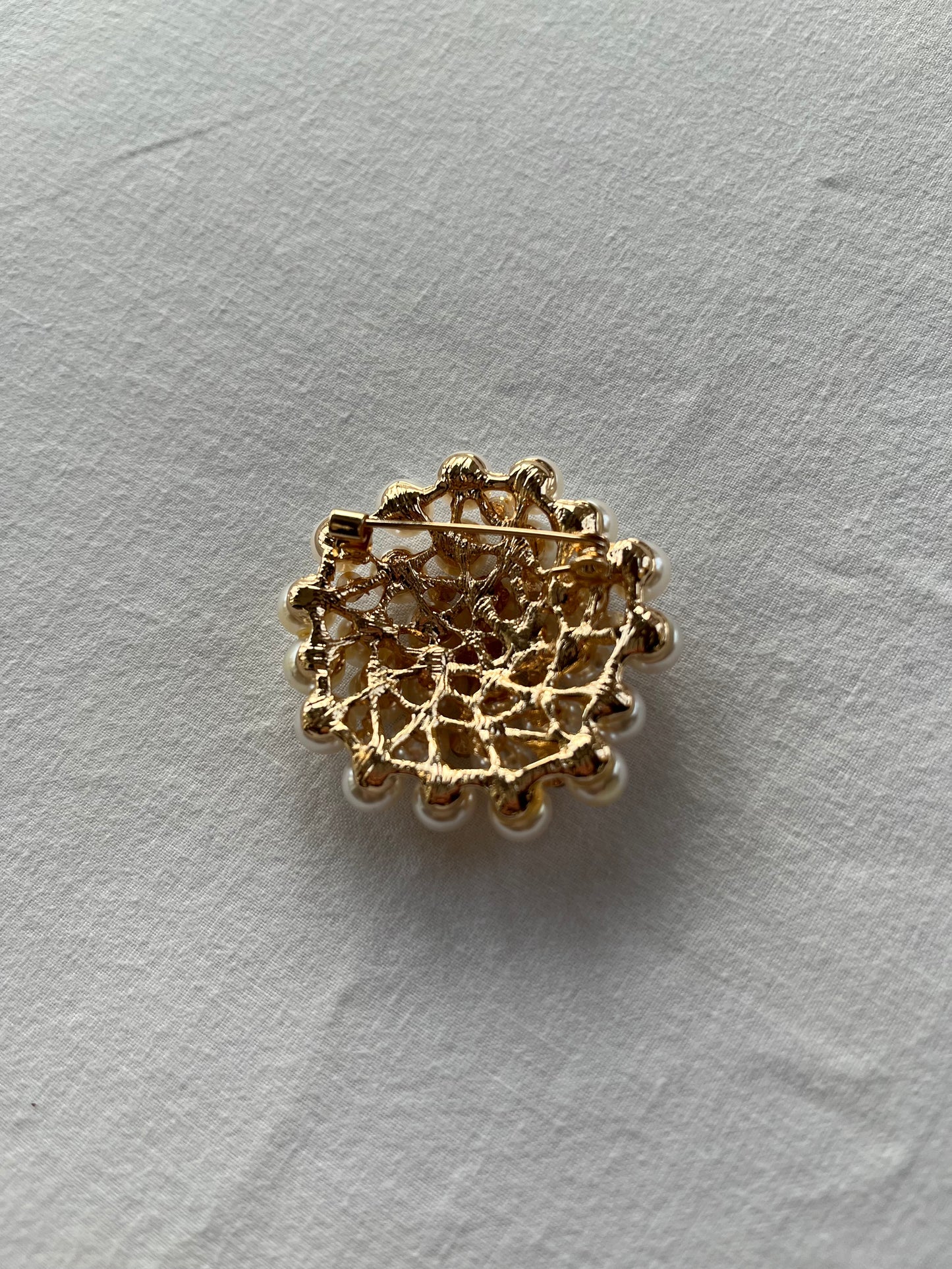 Pearl brooch